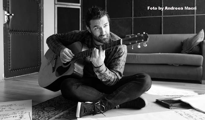 Smiley pleaca in America