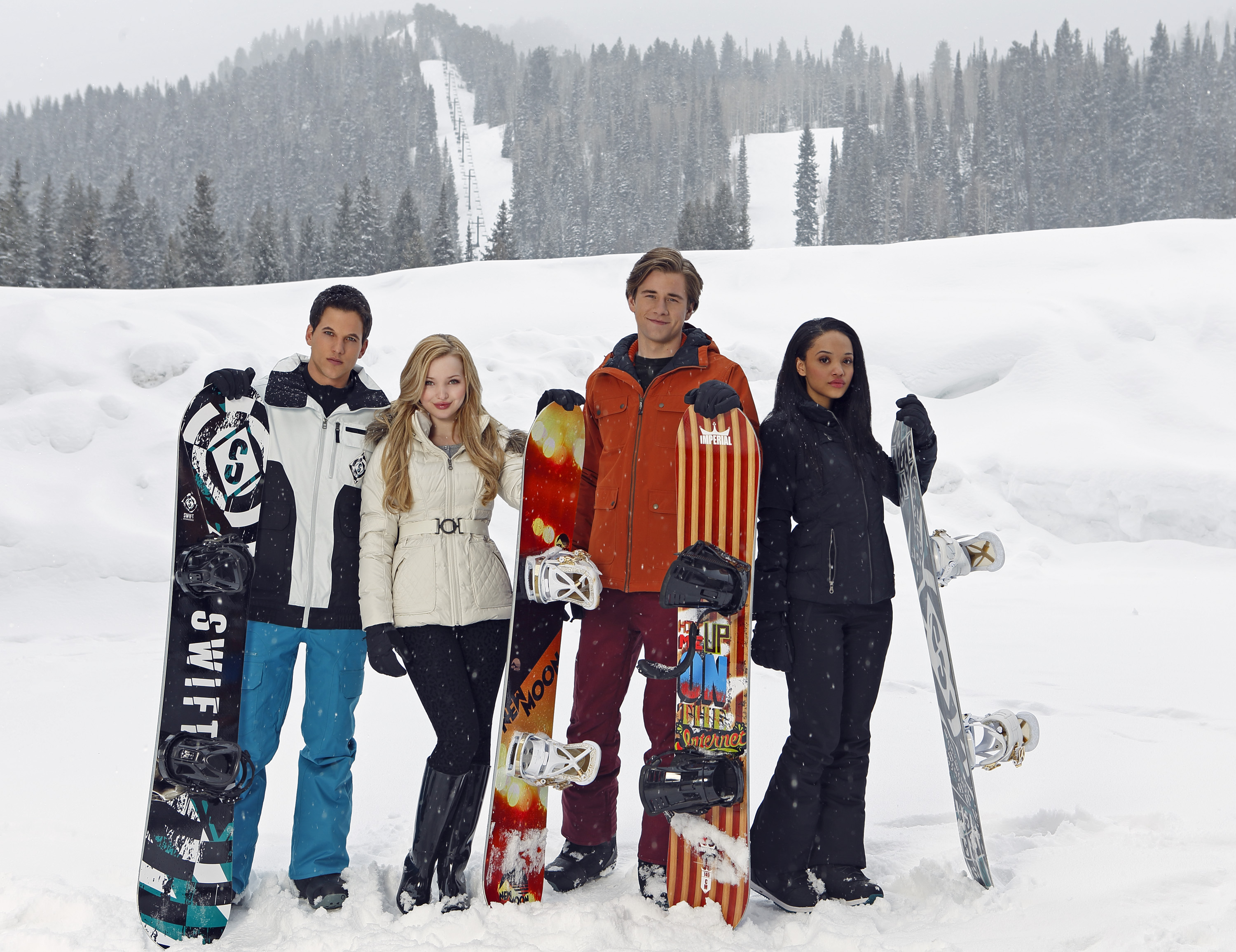 Cloud 9, un film inspirational plasat in lumea competitiva a sporturilor de iarna, in premiera sambata 15 martie, la Disney Channel