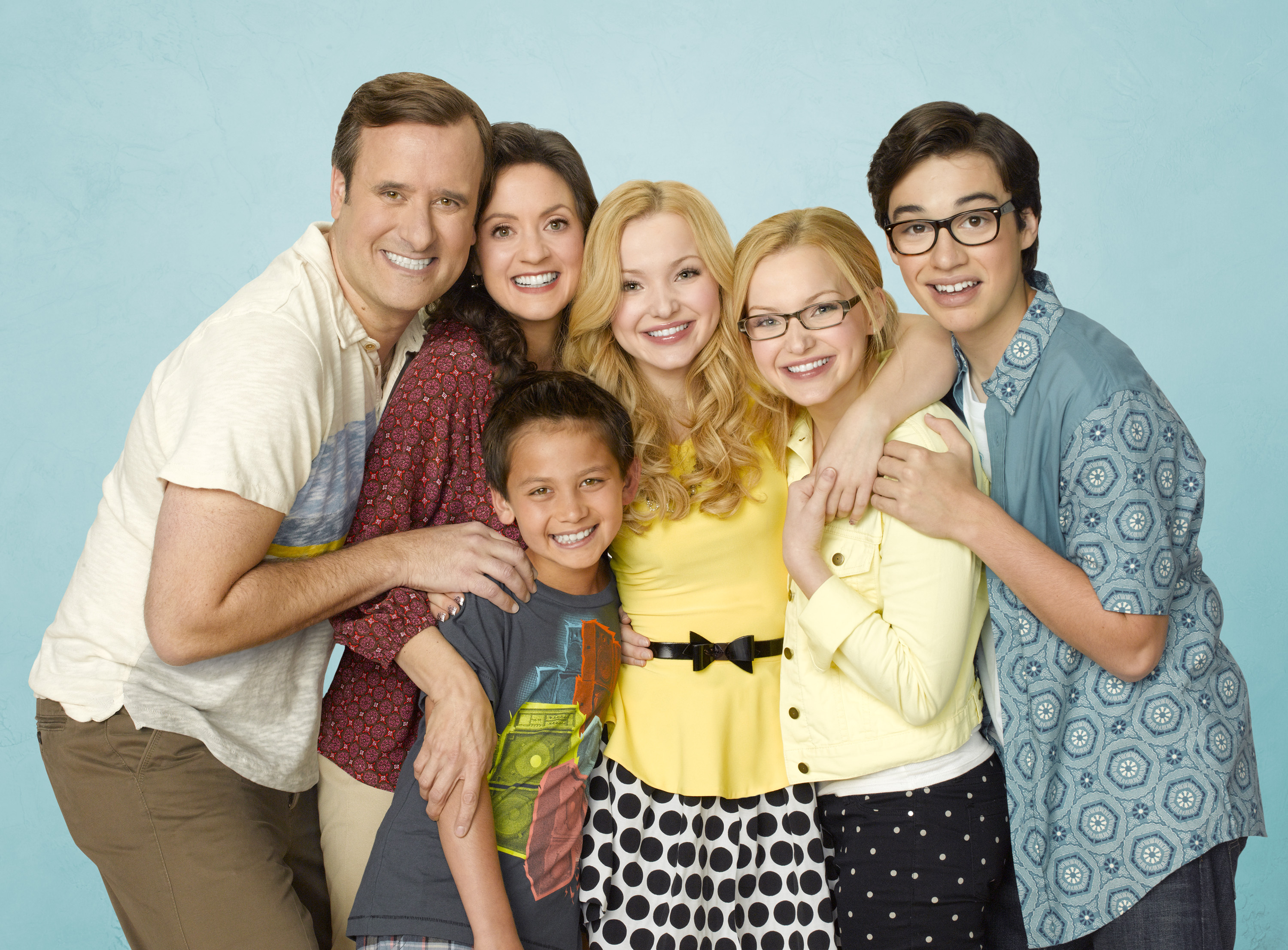 Un nou serial de comedie, "Liv si Maddie", are premiera sambata, 25 ianuarie, la Disney Channel