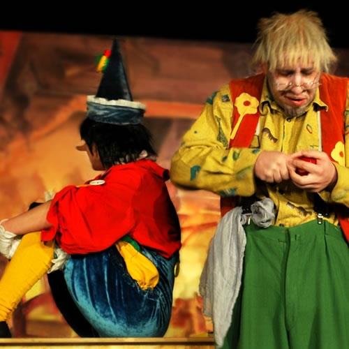 Piesa de Teatru “Pinocchio” - pentru prima data la Bucuresti intr-o interpretare care ii va extazia pe pitici!