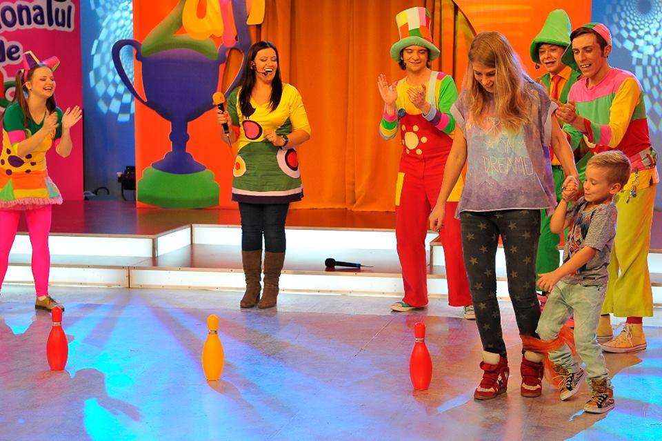 Gasca Zurli inventeaza un nou sport national - Joaca in familie!