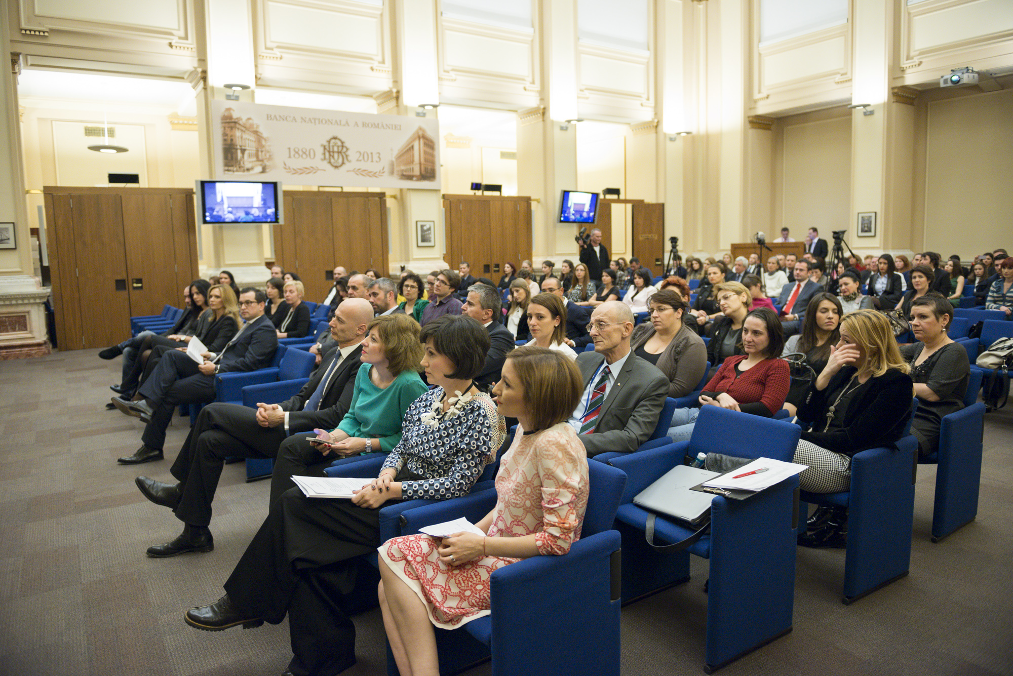 "Bursa de Fericire", locul unde investitiile se traduc in sanse la viata, un proiect Asociatia Daruieste Viata si Ogilvy&Mather