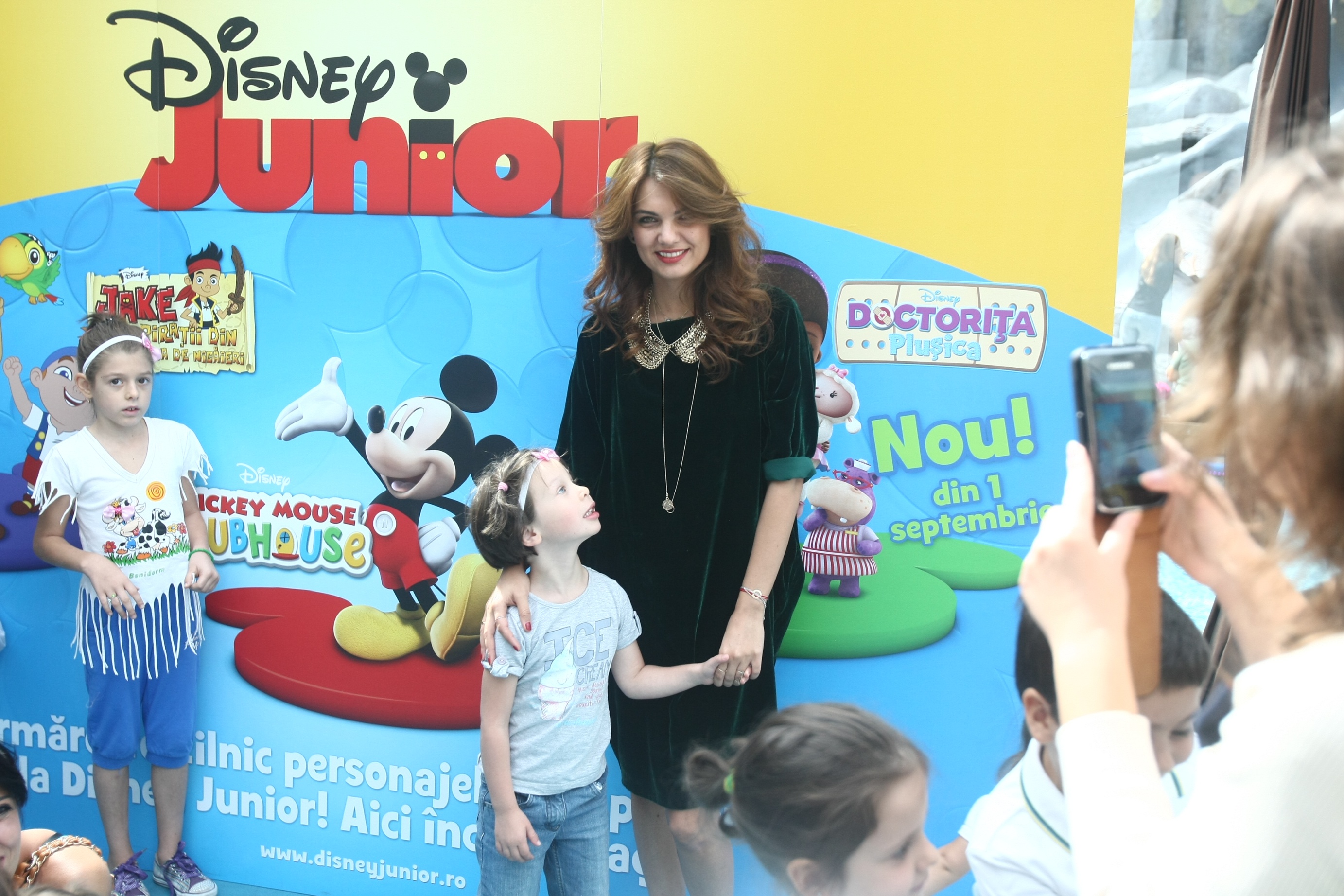 Disney Junior i-a provocat pe micuti la o demonstratie de talent in cadrul Atelierelor Creative organizate miercuri 12 septembrie in cadrul Afi Cotroceni Mall.