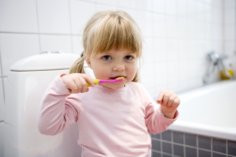Afla cum poti sa transformi igiena dentara intr-o distractie pentru cei mici!