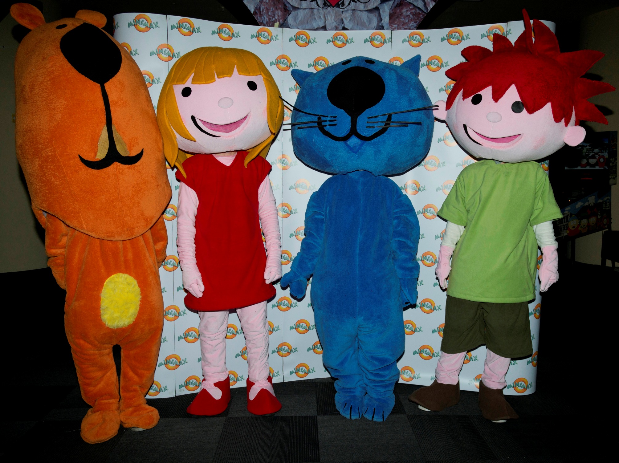 Minimax vine cu elemente 3D