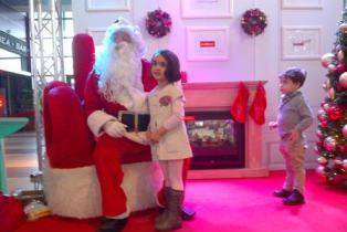 Mos Craciun iti da intalnire la Sun Plaza!