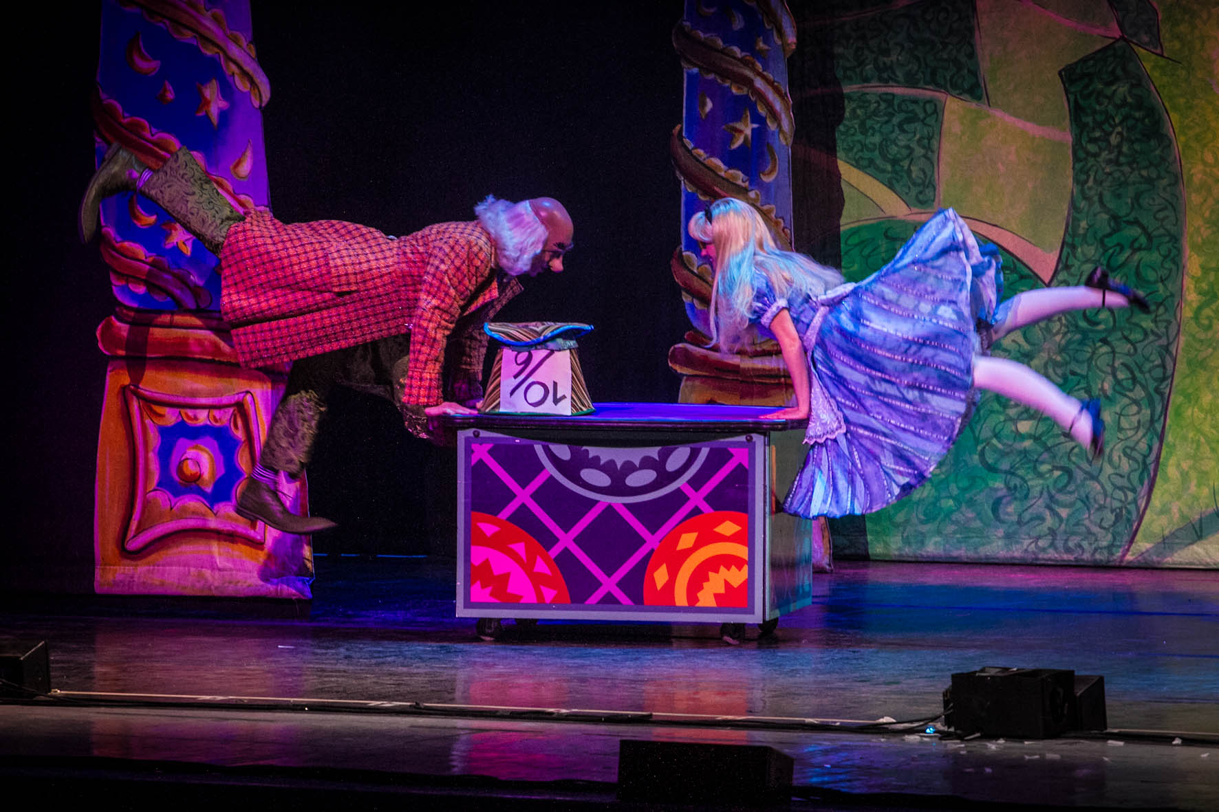 A inceput Mickey&rsquo;s Magic Show!