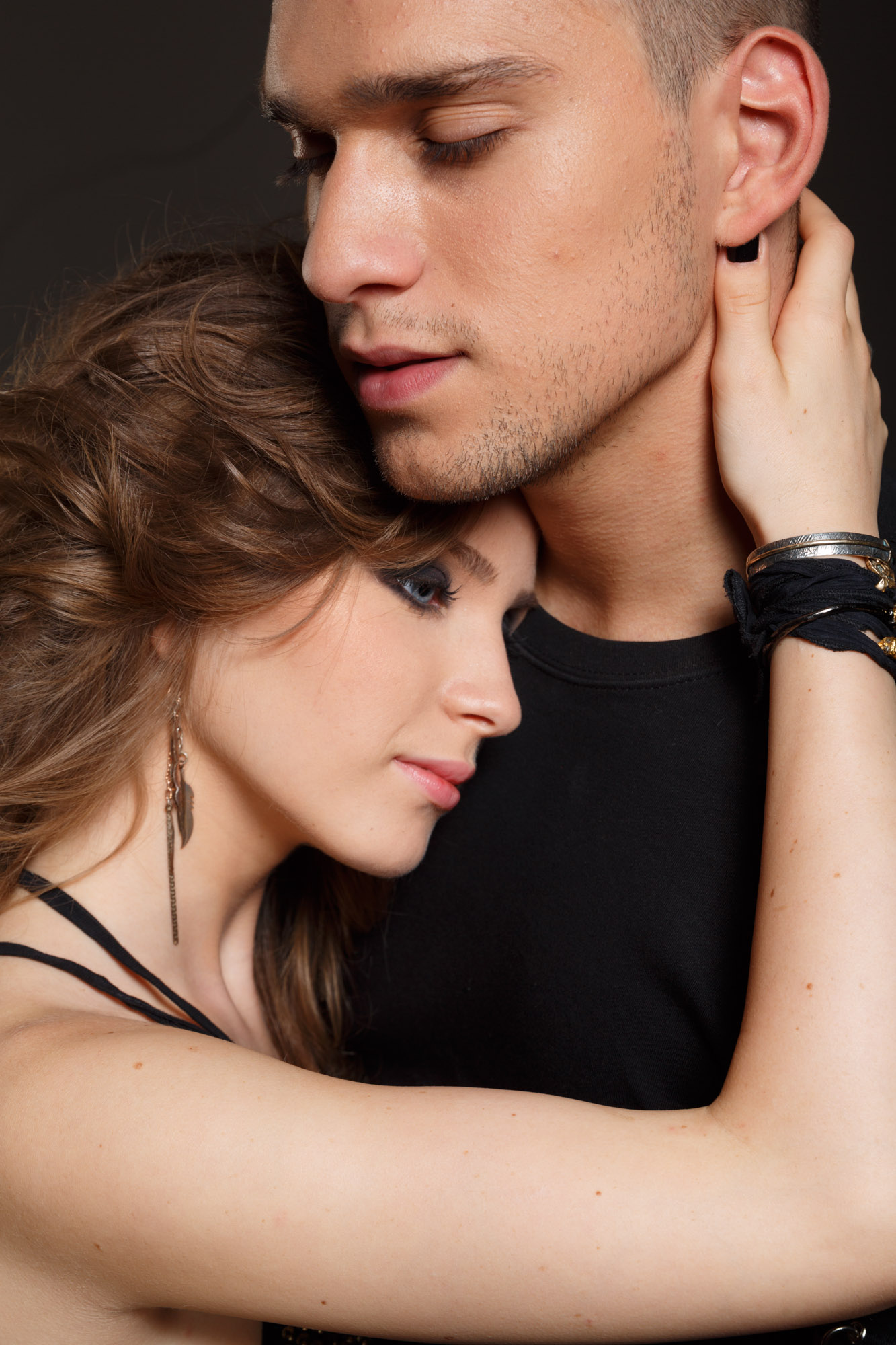 Criss si Vlad debuteaza ca un cuplu pe marile ecrane in animatia Justin si cavalerii 3D