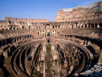 Interiorul Colosseumului