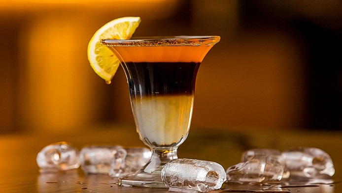 CARE ESTE COCKTAILUL TAU SEMNATURA?
