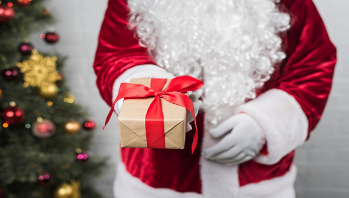 Ce daruri are Mos Craciun pentru tine?