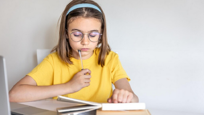 Test la limba romana - clasa a IV-a