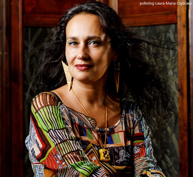 Laura-Maria Cojocaru Laura-Maria Cojocaru