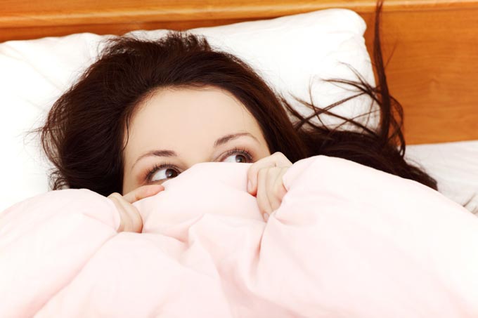 De ce visam ca picam in gol sau ca avem paralizie