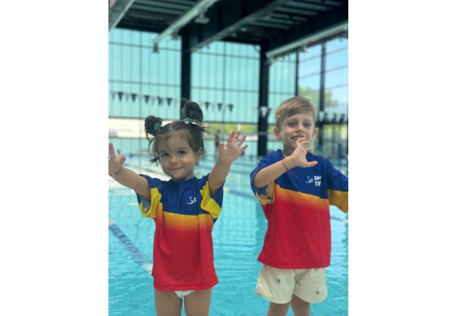 Cum sa te conving sa te apuci de inot la Swimming Team: 5 beneficii