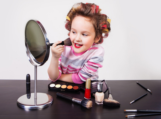 Cum sa imi conving parintii sa imi cumpere o trusa de make up?