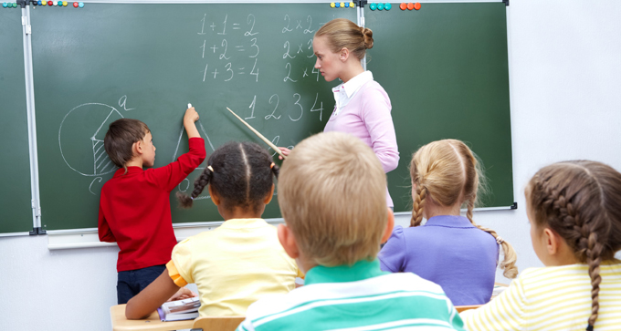 Cum sa le spui parintilor ca un profesor te hartuieste