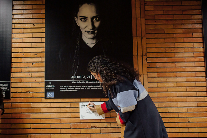 Expozitia de fotografie SHAME - European Stories